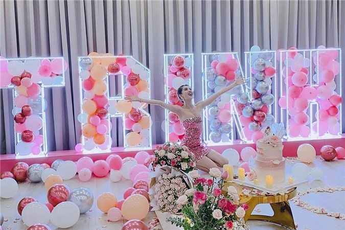 Biệt thự sao Việt tổ chức được tiệc khủng: Ai nhìn cũng mơ ước