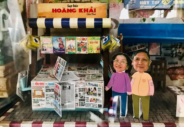 Cần Thơ: Cặp vợ chồng U80 có 40 năm gắn bó với nghề bán báo giấy