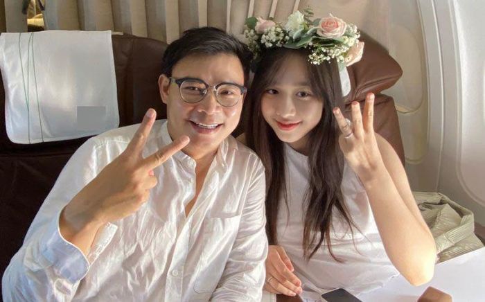 Cựu MC VTV lấy triệu phú công nghệ: Kỳ vọng quý tử cao 1m9