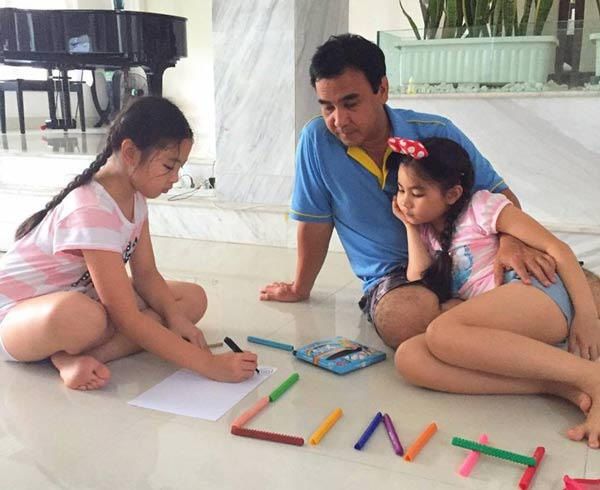 Con gái Quyền Linh khoe nhan sắc yêu kiều, chuẩn Hoa hậu tương lai