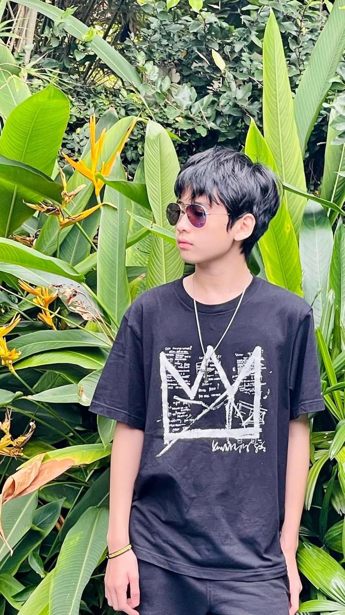 Con sao Việt cao ấn tượng: Quý tử nhà Thân Thúy Hà 13 tuổi đã 1m74