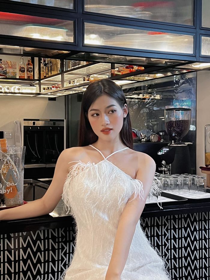 Cuộc sống của Á hậu 3 Miss Grand Vietnam 2022: Chăm lên đồ thả dáng