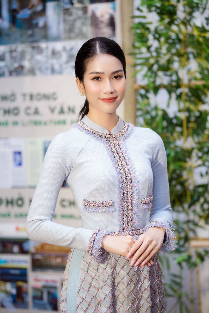 Dàn mỹ nhân Việt xúng xính váy áo tại buổi công bố vương miện MI mới