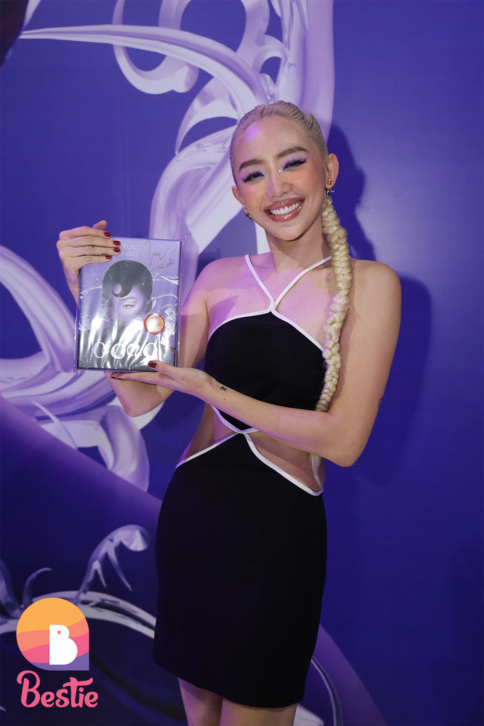 Dàn sao mừng Tóc Tiên ra mắt album, hạnh phúc vì Hoàng Touliver ủng hộ