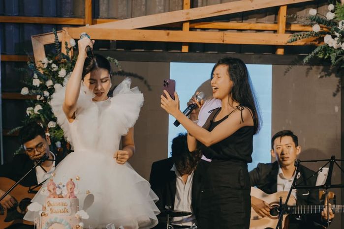 Dàn sao Việt dự sinh nhật con gái Vân Trang: Quý Bình sai dress code