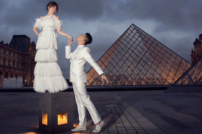 Đọ ảnh cưới lãng mạn của sao Việt trước tháp Eiffel