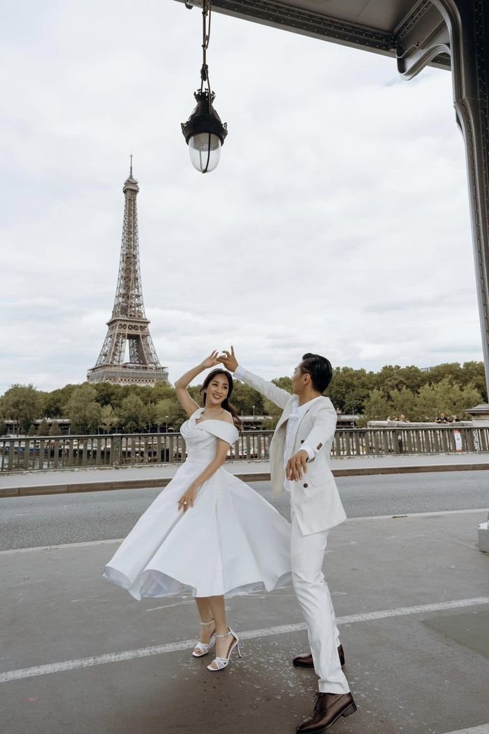 Đọ ảnh cưới lãng mạn của sao Việt trước tháp Eiffel