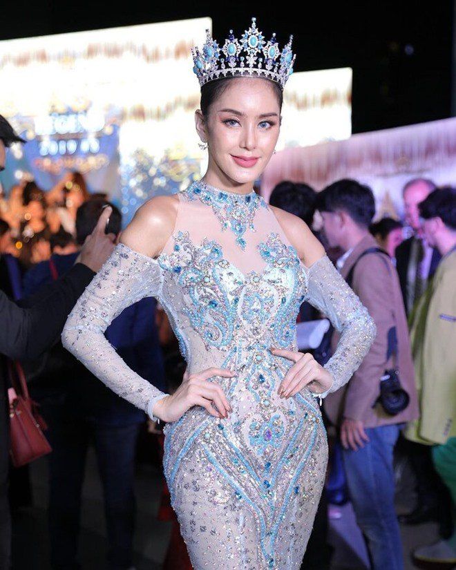 Hoa hậu Chuyển giới Thái: Người trở lại thành nam, người yêu phái nữ