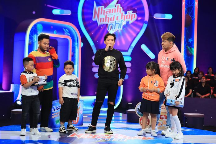Hoà Minzy ngày càng đa nhiệm: Nay thành MC, mai chuyển qua giám khảo