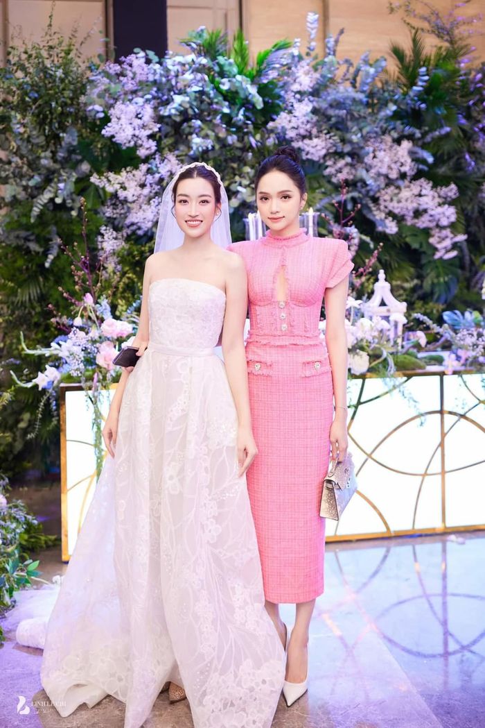 Hương Giang giao hảo cả Tbiz: Mời cả chị đại xứ Chùa Vàng chấm thi
