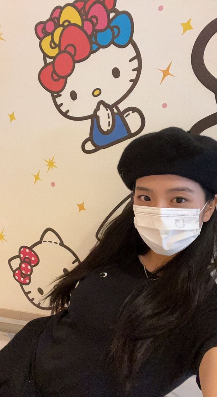 Jisoo 27 tuổi vẫn đam mê Hello Kitty: Còn được gọi là bạn thân