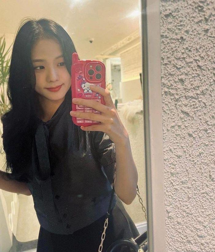 Jisoo 27 tuổi vẫn đam mê Hello Kitty: Còn được gọi là bạn thân