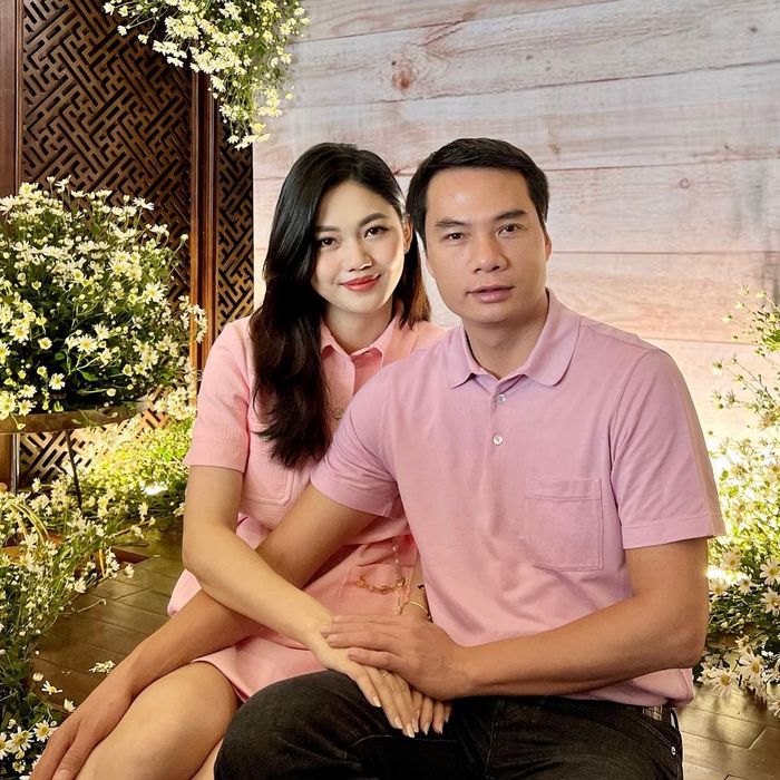 Loạt ảnh cưới ngọt lịm của Á hậu Thùy Dung và chồng sắp cưới