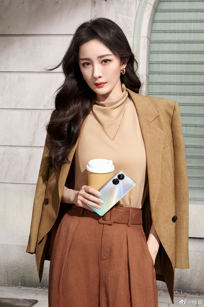 Mỹ nhân Cbiz khó giấu khuyết điểm với ảnh chưa photoshop