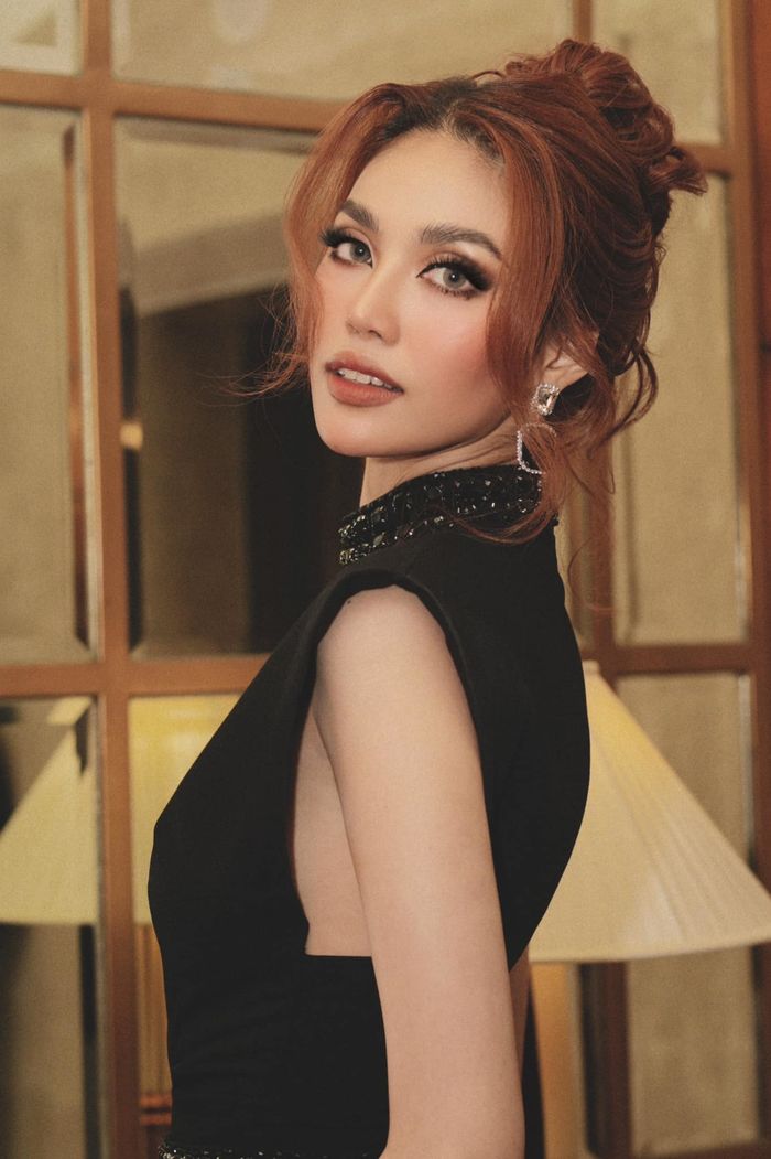 Mỹ nhân Việt chuộng tóc màu nổi: Hoàng Yến Chibi như idol Kpop