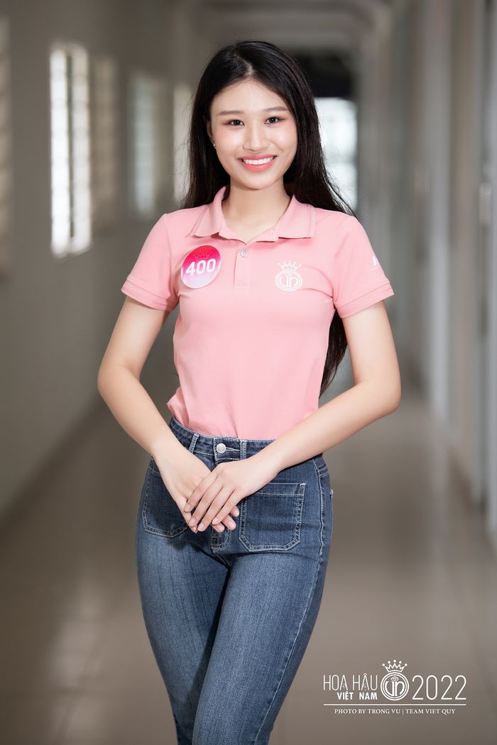 Người kế nhiệm Đỗ Hà có trình tiếng Anh cực đỉnh: IELTS 8.0 quá dễ
