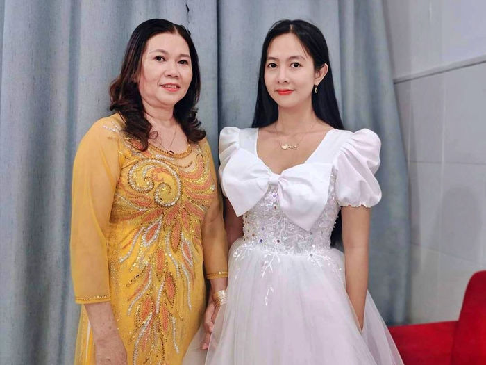 Những bà mẹ chồng quốc dân thương con dâu khiến chị em phát thèm