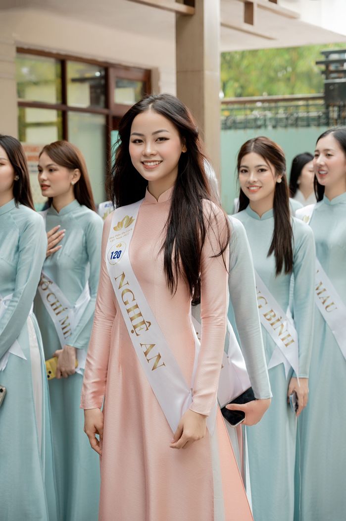Những cặp chị em mỹ nhân Việt có cùng chí hướng thi Hoa hậu