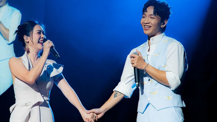 Những cặp cô trò của Vbiz: Thu Phương khóc vì món quà của Hoàng Dũng