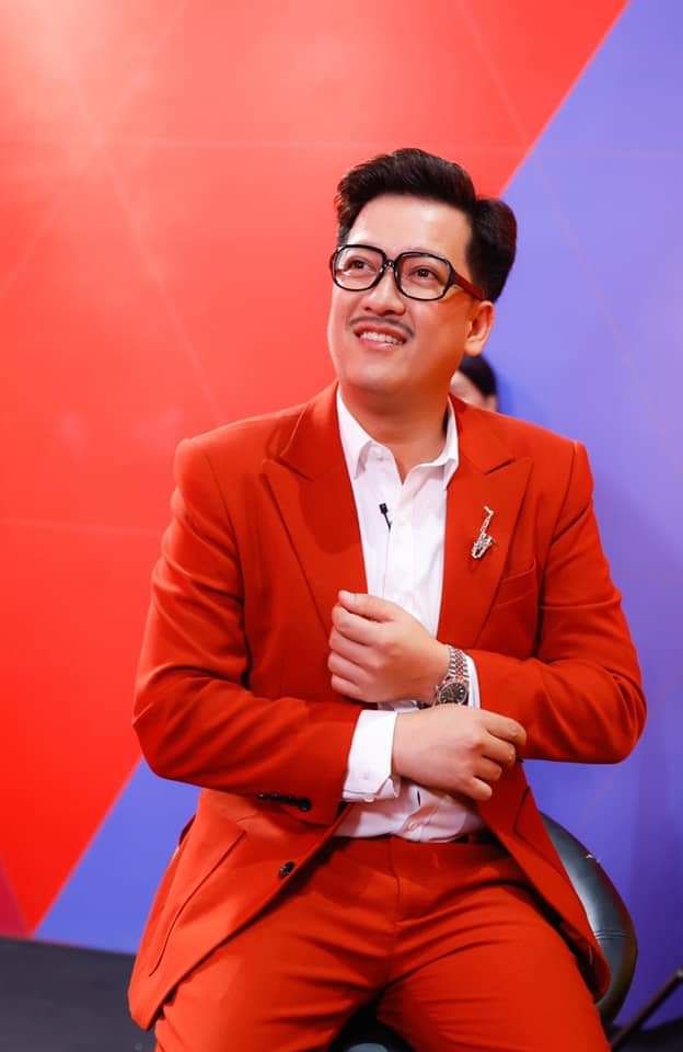 Những màn thua cược hài hước của sao Việt: Thùy Tiên phải đổi avatar
