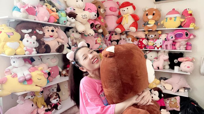 Sao Việt có cả núi gấu bông từ fan: Puka xin tặng lại cho trẻ em