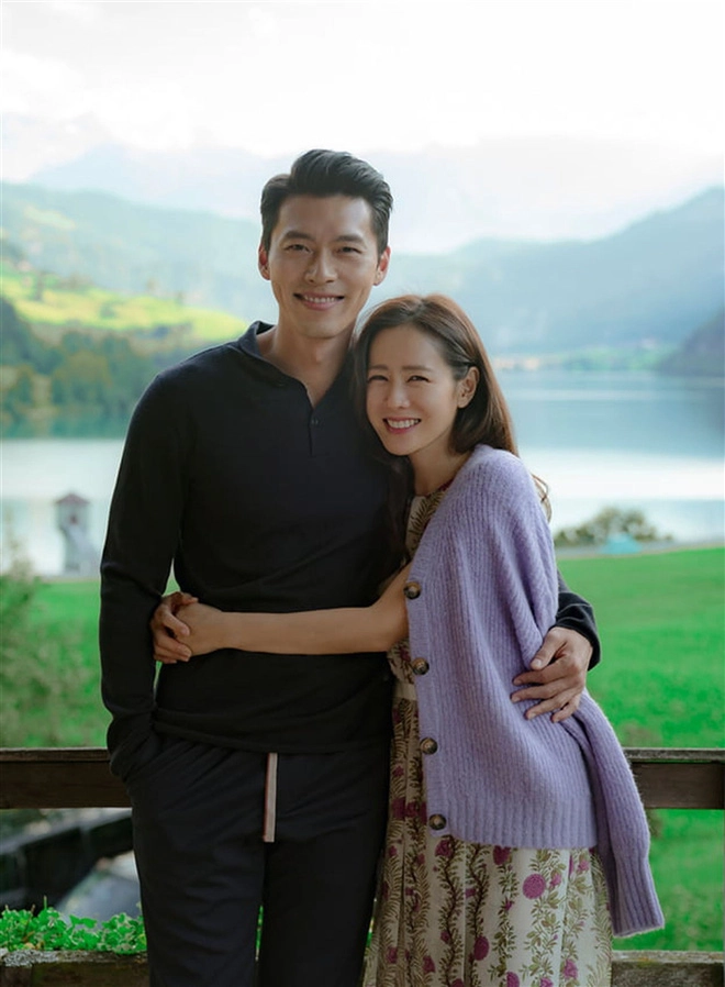 Son Ye Jin và Hyun Bin đón con trai đầu lòng: Fan chúc mừng không ngớt