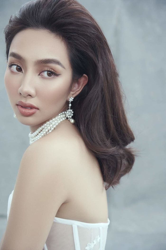 Sức hút cựu Miss Grand: Thùy Tiên cán mốc 1,8 triệu người follow