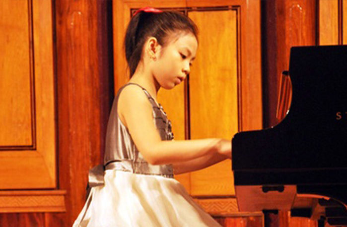 Thần đồng piano 10x: 12 tuổi đã chinh chiến khắp châu Á