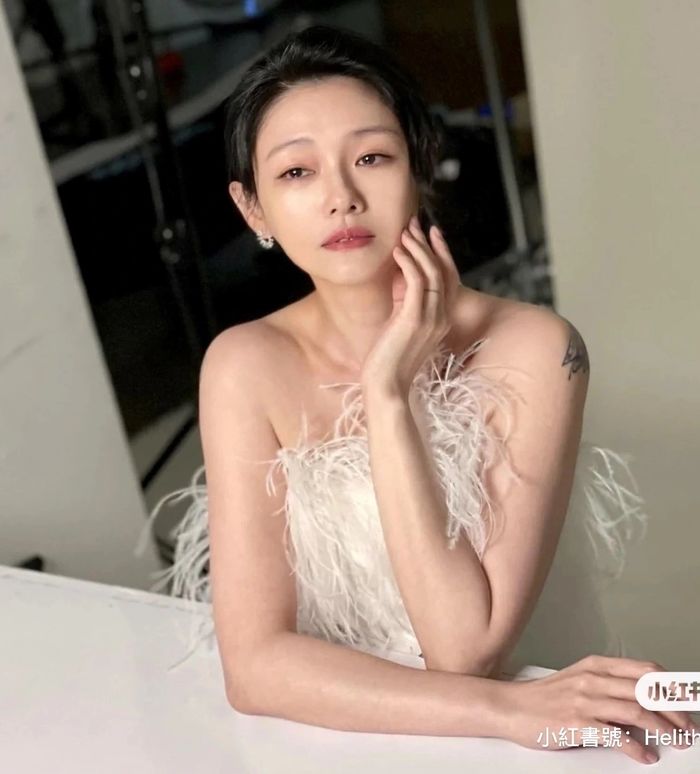 Từ Hy Viên vẫn ồn ào với chồng cũ: Nghi trả nệm pha ke cho Tiểu Phi