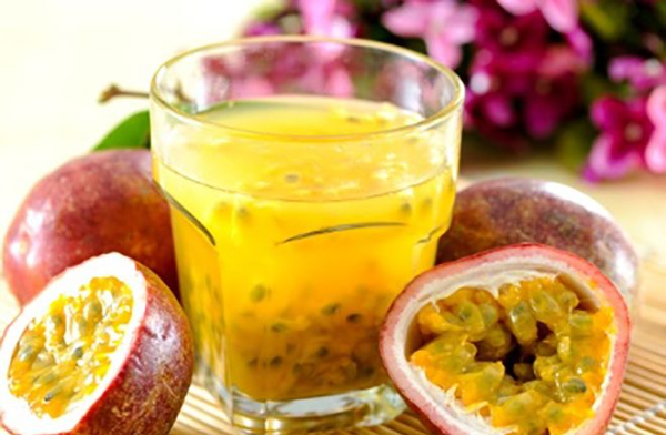 Bí quyết giữ nhan sắc tươi trẻ của Lý Băng Băng: Rửa mặt với nước đá