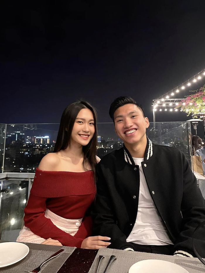 Văn Hậu ngọt ngào xưng hô bạn gái là my love nhân dịp sinh nhật