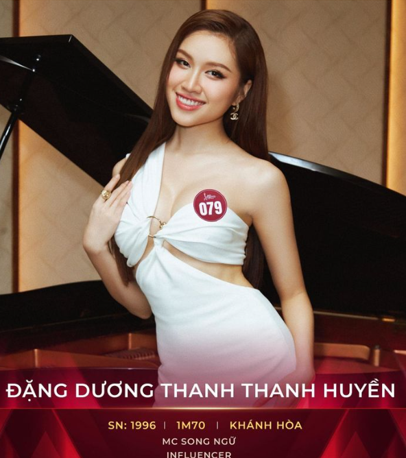 Thanh Thanh Huyền nuốt mic tại cuộc thi Miss Charm Vietnam