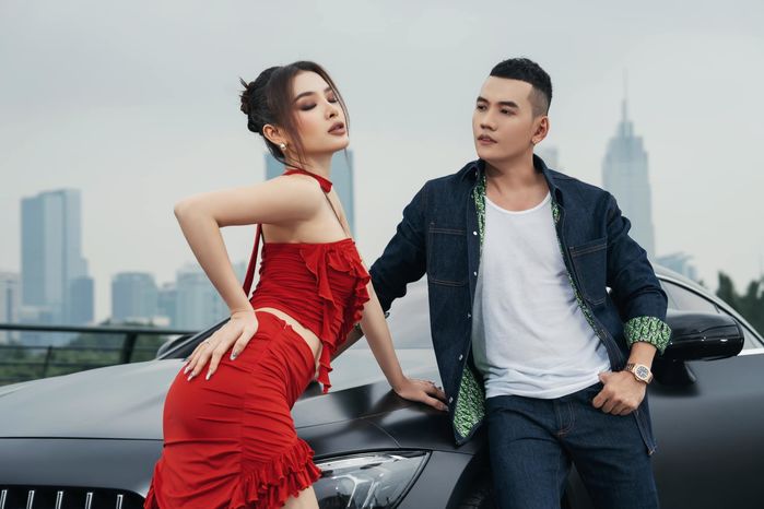 Ảnh hot sao Việt 7/12: Minh Dự đón sinh nhật hoành tráng bên bạn bè