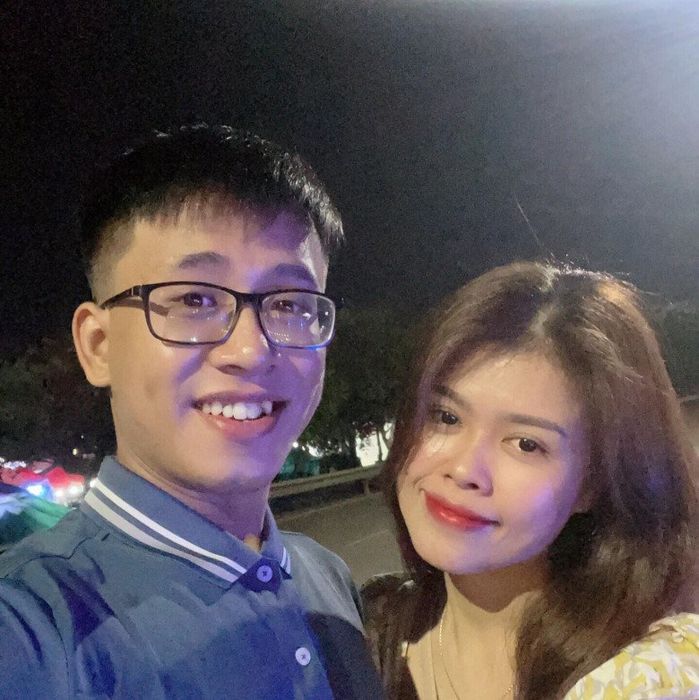 Bên nhau 4 năm nhưng chỉ gặp 2 lần, cặp đôi vẫn có cái kết viên mãn