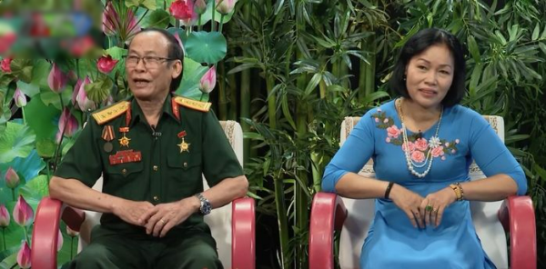Cặp đôi U80 từng kết hôn dưới khói bom mừng kỷ niệm 50 năm hôn nhân