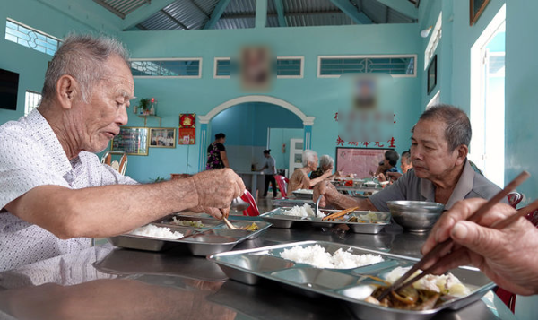 Cha bỏ 4 tỷ đồng xây nhà dưỡng lão rồi qua đời: Con gìn giữ 15 năm