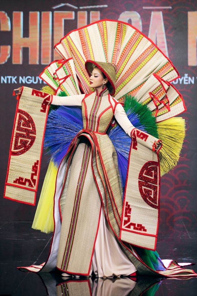 2 tuần trước khi Ngọc Châu đến Miss Universe: Quốc phục hoàn thiện 90%