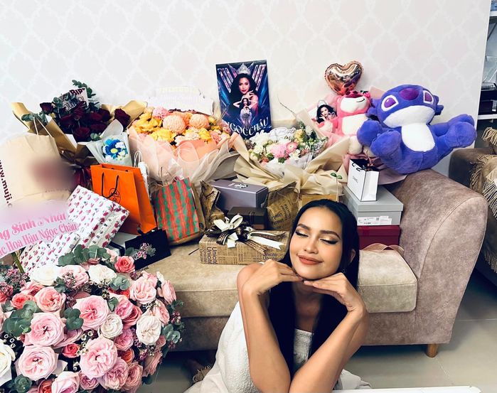 2 tuần trước khi Ngọc Châu đến Miss Universe: Quốc phục hoàn thiện 90%