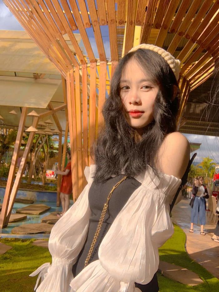 Cô gái 2k3 chắc suất intop Hoa hậu Việt Nam: Nhị đẳng huyền đai karate