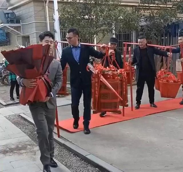 Cô gái từ chối sính lễ 1 tỷ đồng, cho nhà trai vay luôn 600 triệu đồng