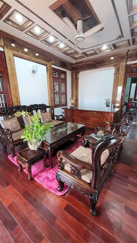 Cơ ngơi của phụ huynh mỹ nhân Việt: Mẹ Đàm Thu Trang ở nhà 20 tỷ