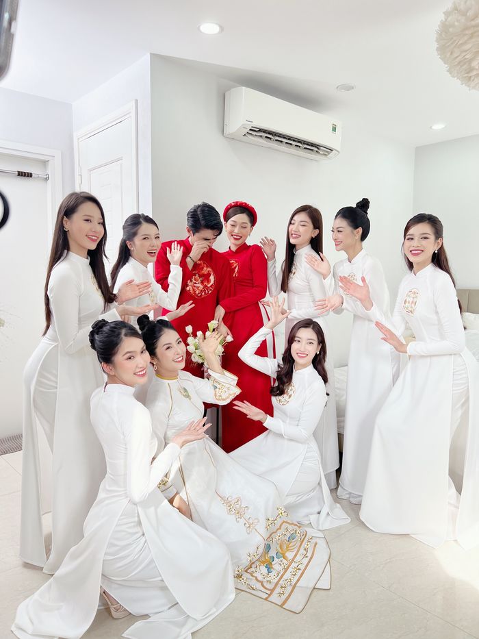 Dàn Hậu Vbiz đọ sắc khi bê tráp: Lương Linh không thua Thiên Ân