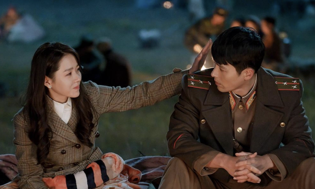 Hyun Bin lần đầu chia sẻ việc lên chức bố, ngại ngùng nhắc về vợ