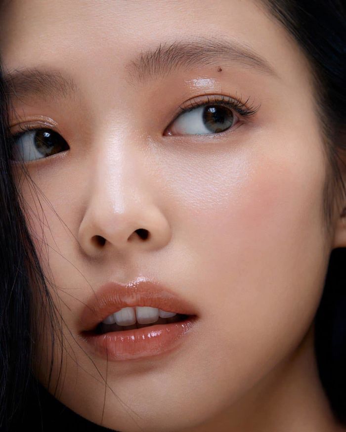 Jennie (BLACKPINK) chuẩn nữ hoàng chụp ảnh quảng cáo: Visual hút mắt