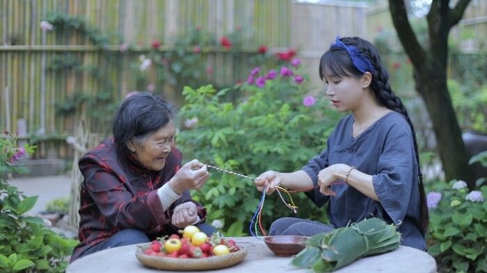 Lý Tử Thất sắp trở lại sau 1 năm ở ẩn: Fan vẫn đợi ngày xem clip mới