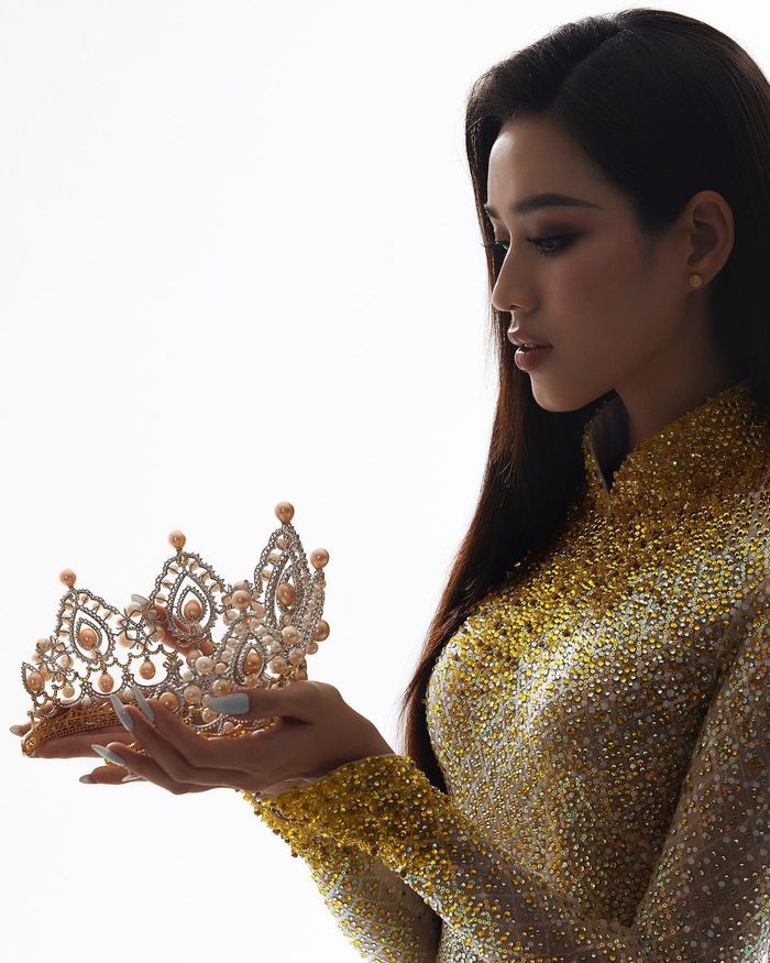 Màn final walk xúc động của Hoa hậu Đỗ Thị Hà: Cảm ơn vì những nỗ lực