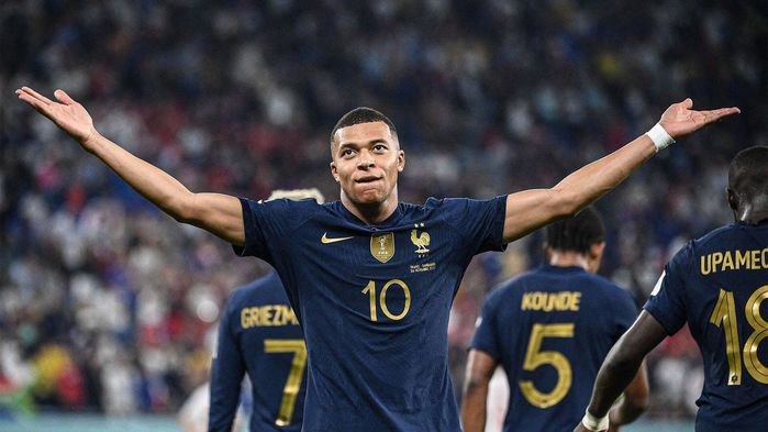 Kylian Mbappe: Từ cậu bé nghèo đến cầu thủ đắt giá nhất World Cup 2022
