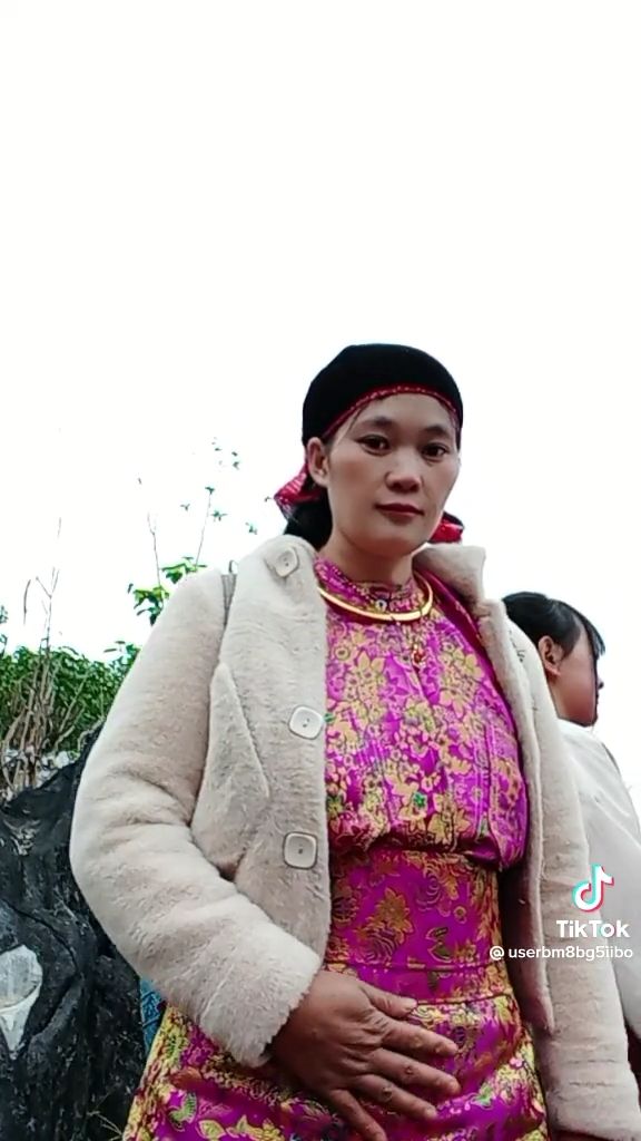 Mẹ Phúng Phính theo chân con gái gia nhập hội TikToker