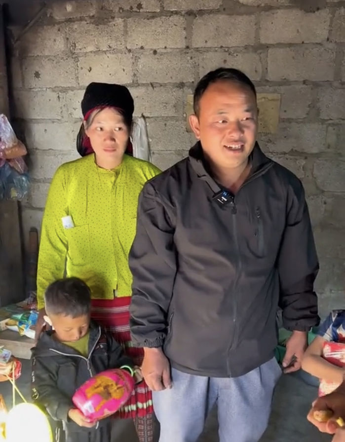 Mẹ Phúng Phính theo chân con gái gia nhập hội TikToker