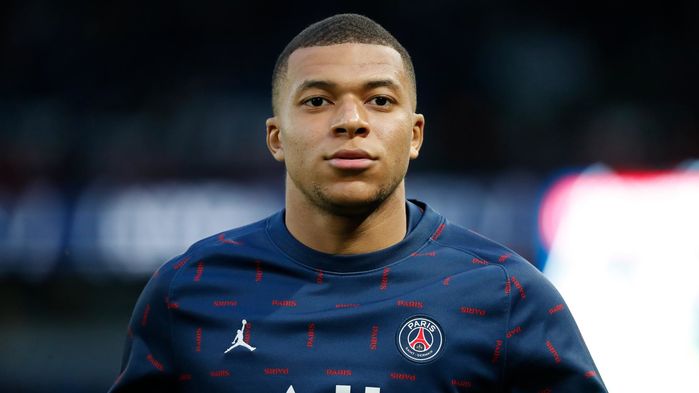 Mức lương cao hơn Messi và Ronaldo nhưng Mbappe chỉ ưu tiên từ thiện